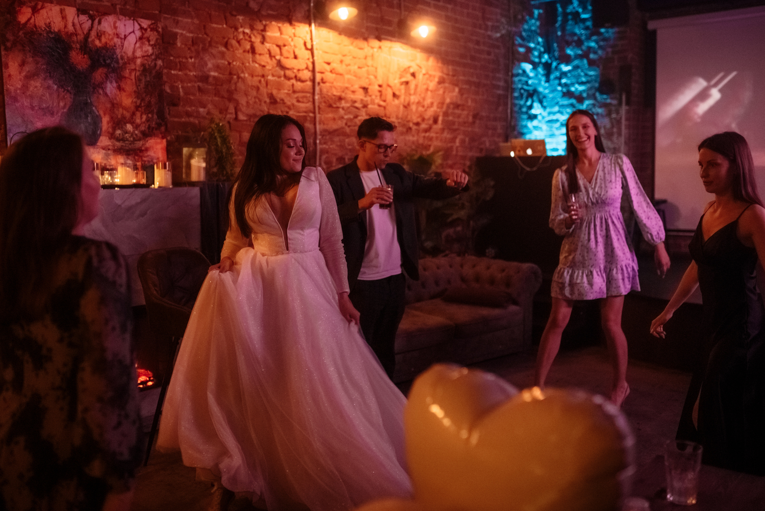 Маленькую свадьбу